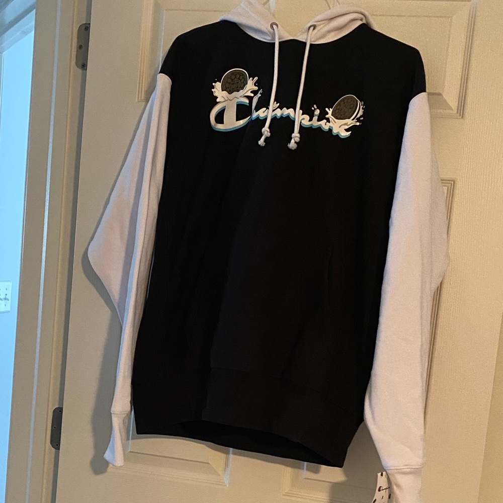 Champion Black and White Men's Sweatshirt
